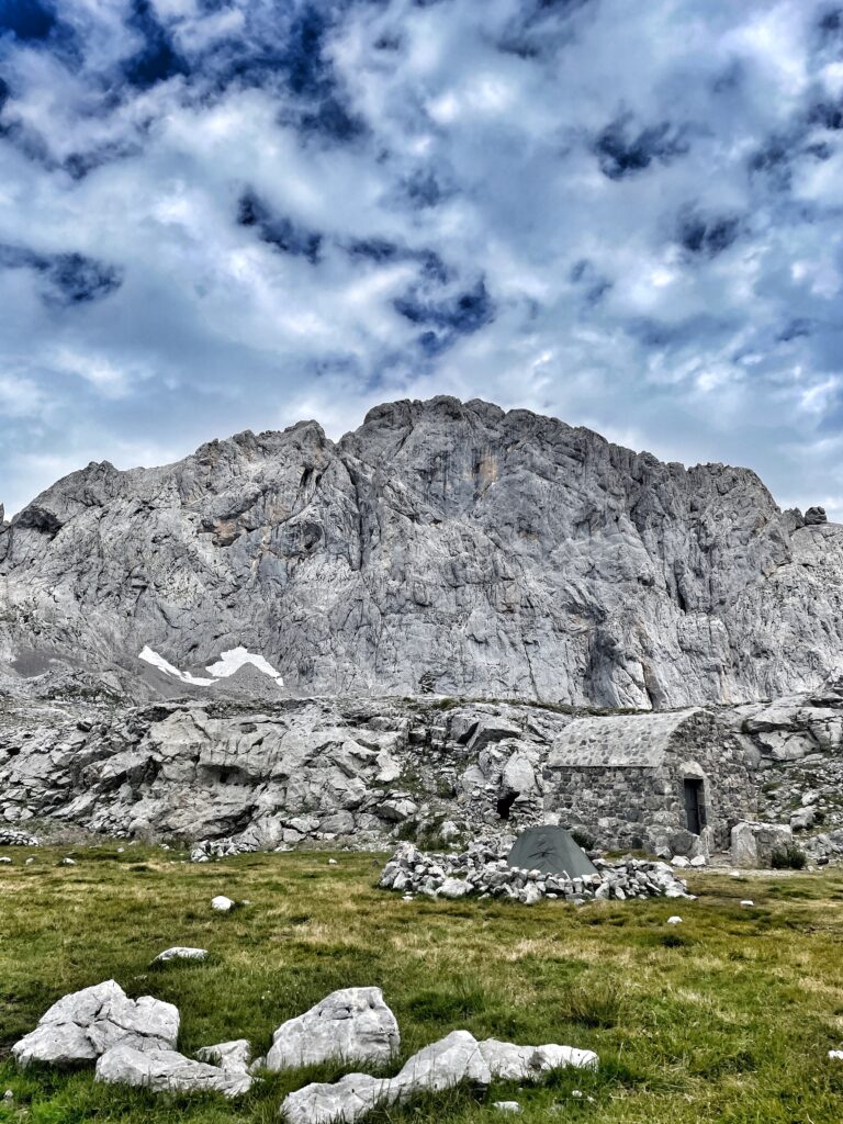 Anillo de Picos de Europa - Jarascada Guías de Montaña